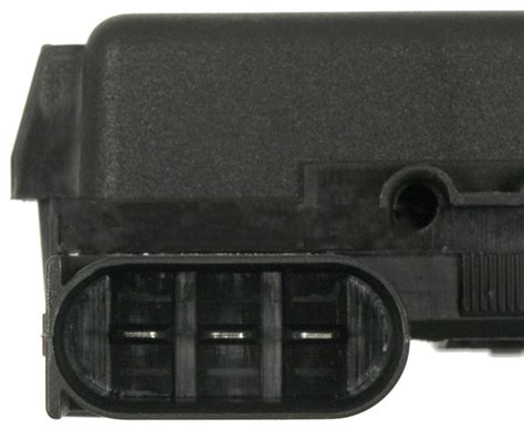 little black box for fuel distribution on beetle|Volkswagen Beetle Power Distribution Block.